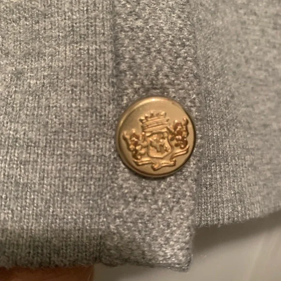 Abercrombie & Fitch Lux Soft Heavy Knit Gray Cardigan Jacket with Gold Buttons L - Picture 9 of 16